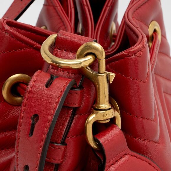 Gucci Matelasse Leather GG Marmont Bucket Bag - Picture 16 of 16